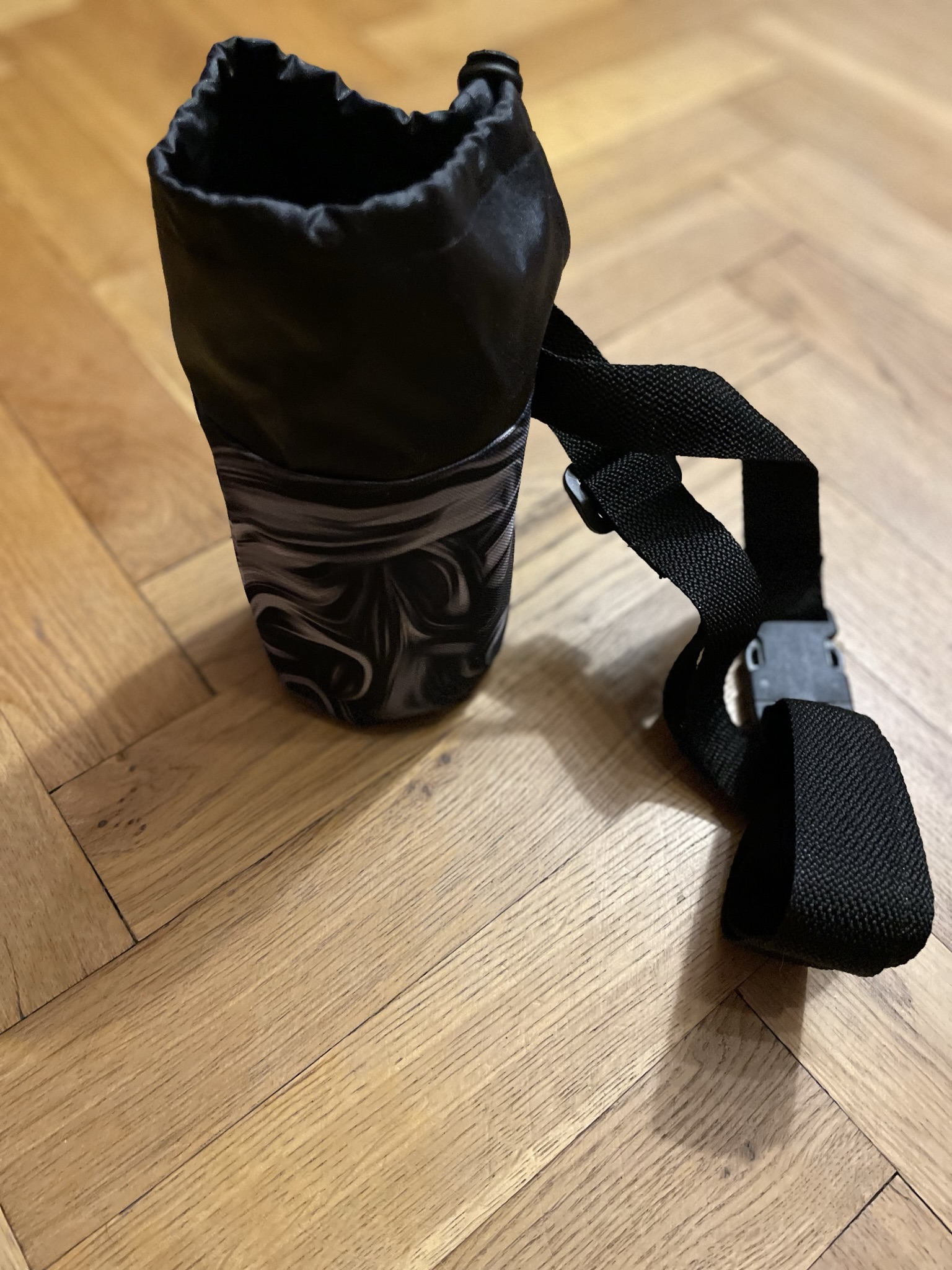 (Skladem) Pamlskovník s kelímkem